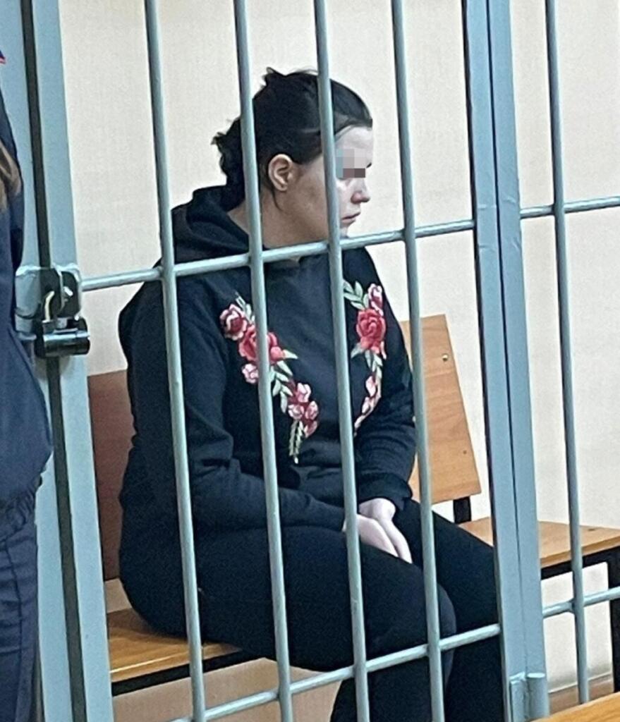 Светлана родила и выбросила в мусорку сына