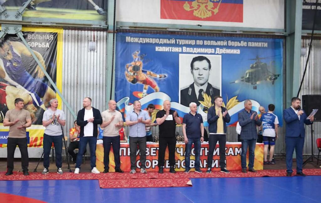 В соревнованиях приняли участие 127 спортсменов