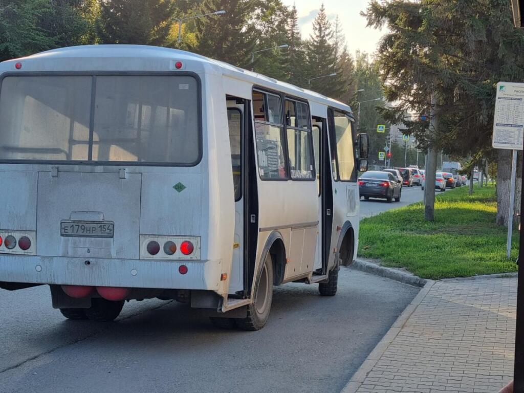 Пассажиры жалуются на маршрут