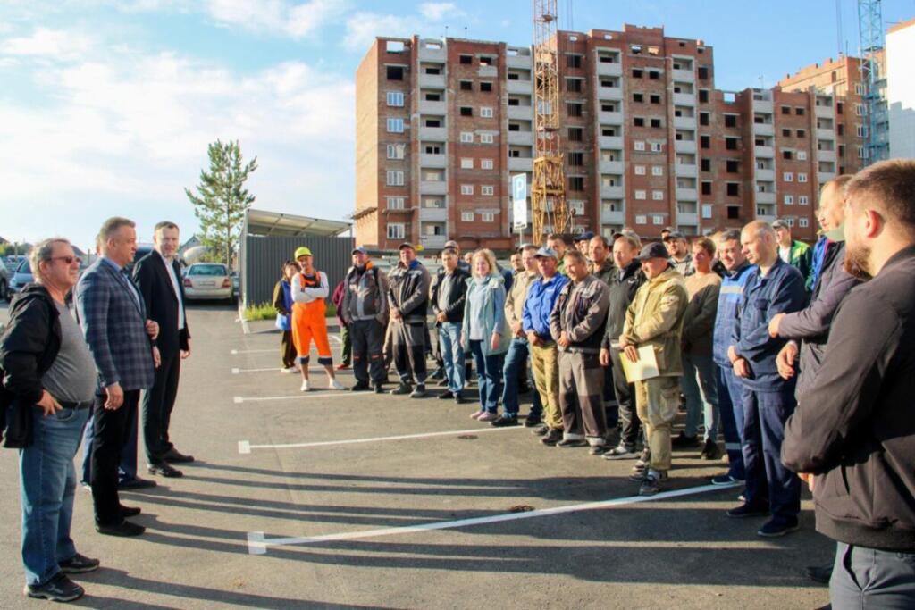 Встреча с коллективом строителей