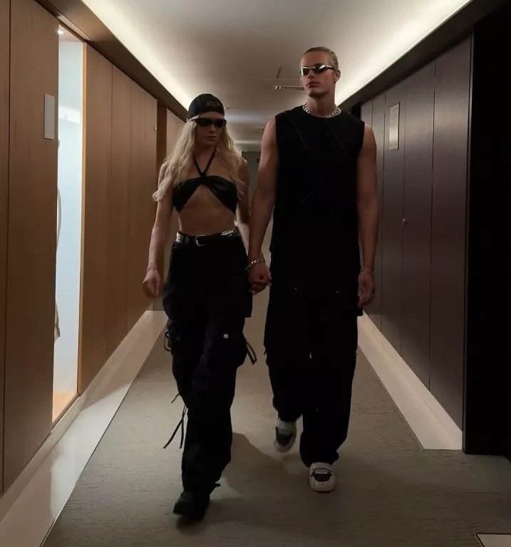 Елена Перминова с возлюбленным