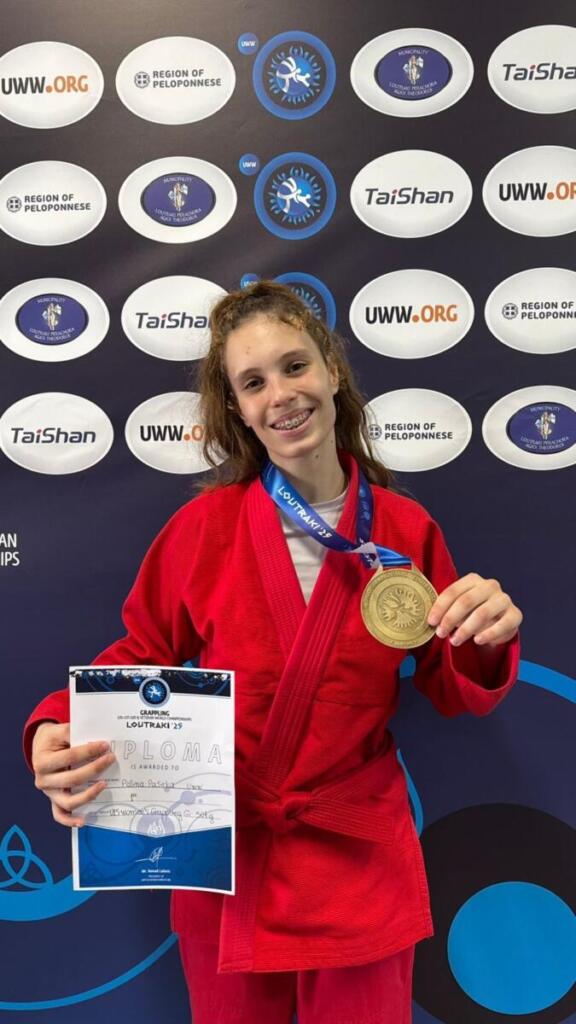 Полина Посека