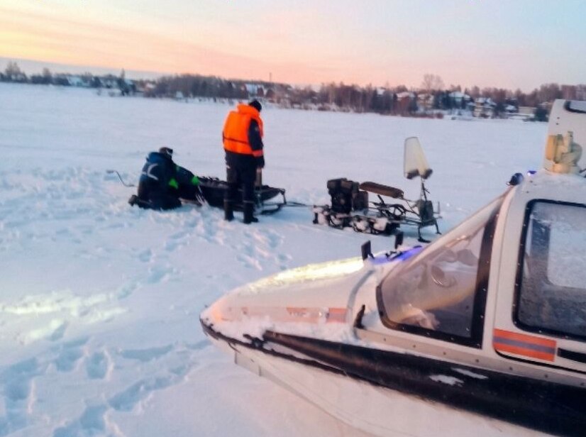 Рыбаков спасли