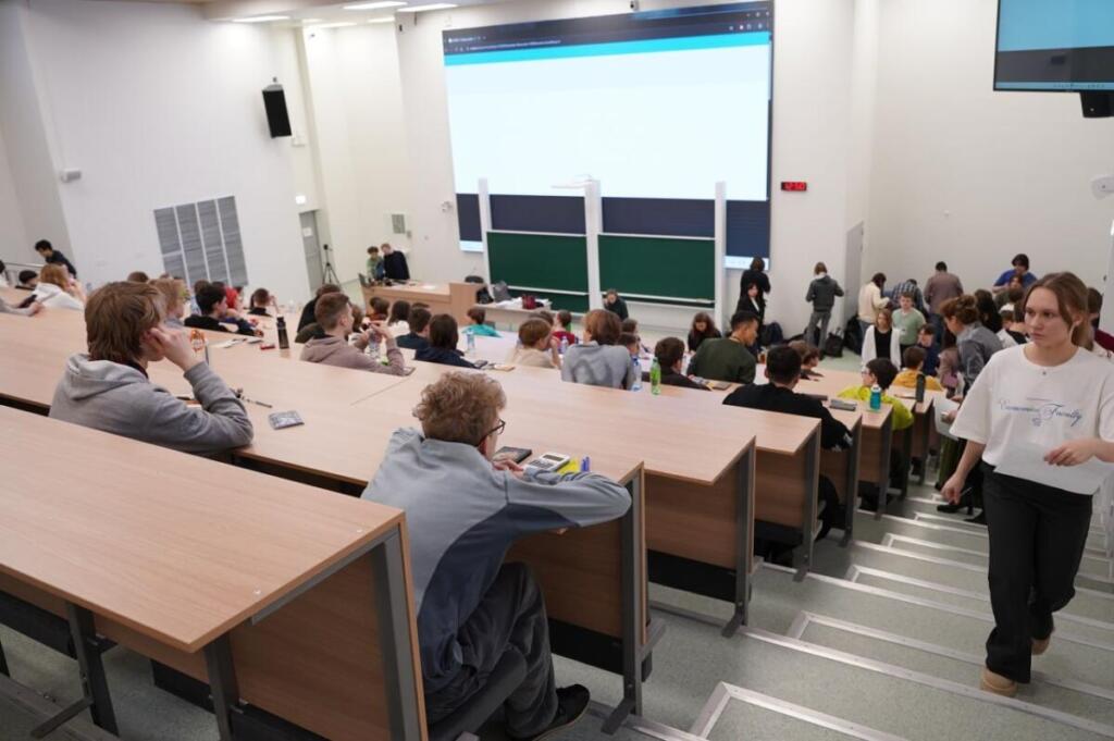 Школьники Бердска поедут на региональный этап ВСоШ