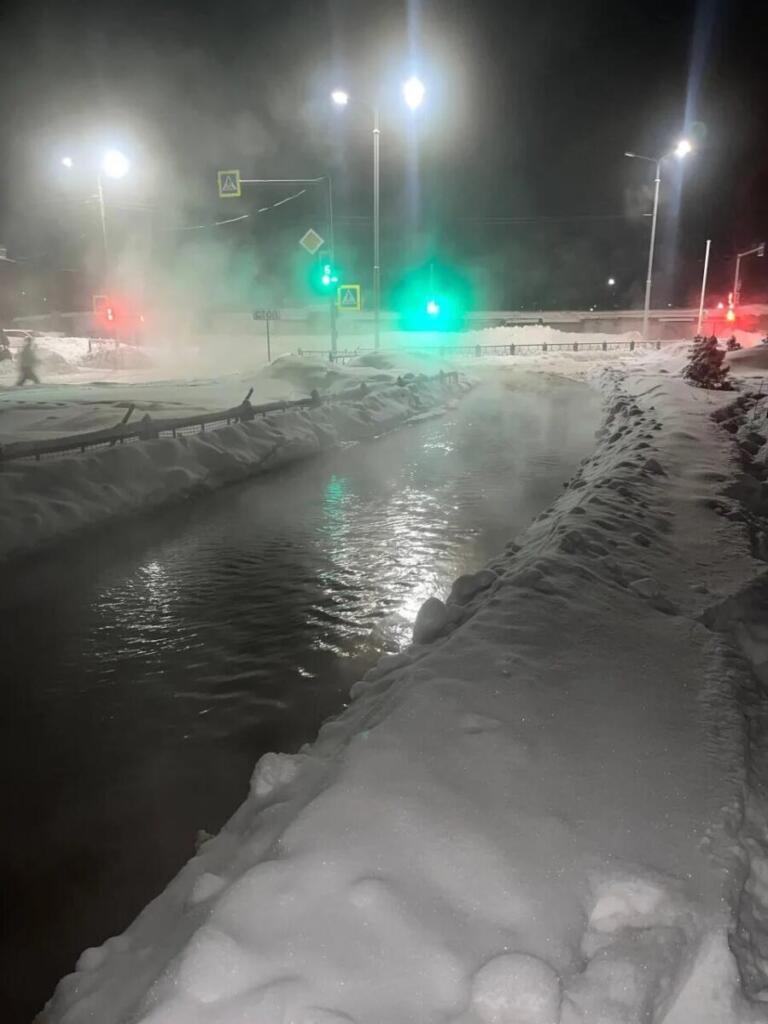 Затопило дорогу