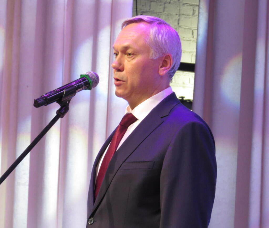 Губернатор Андрей Травников