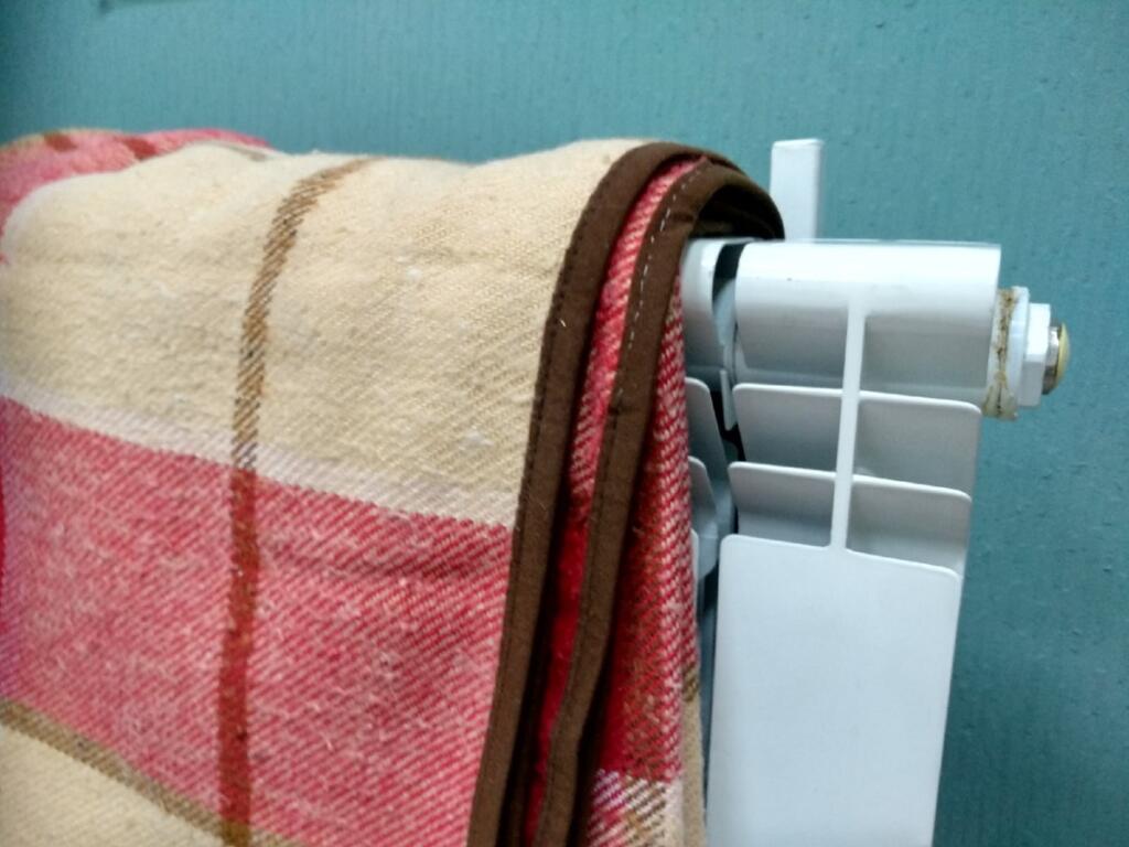 Как только потеплело на улице, стало жарко в квартирах