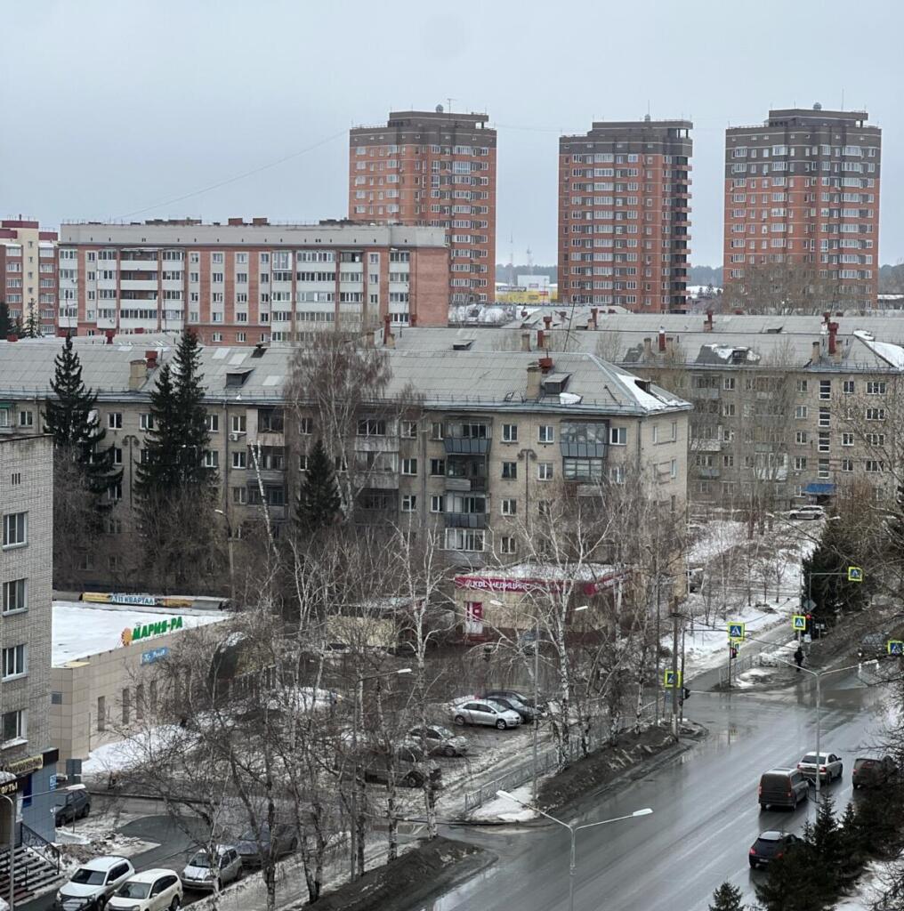 Новосибирская область занимает третье место в СФО по зарплате