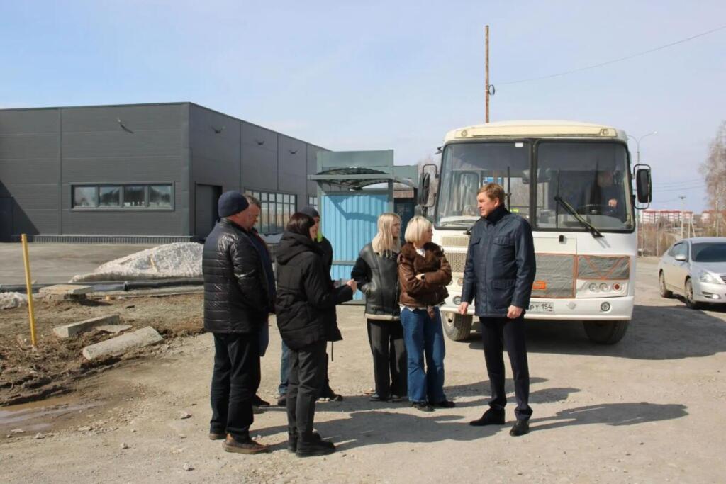 Комиссия обсуждает запуск дачного автобуса