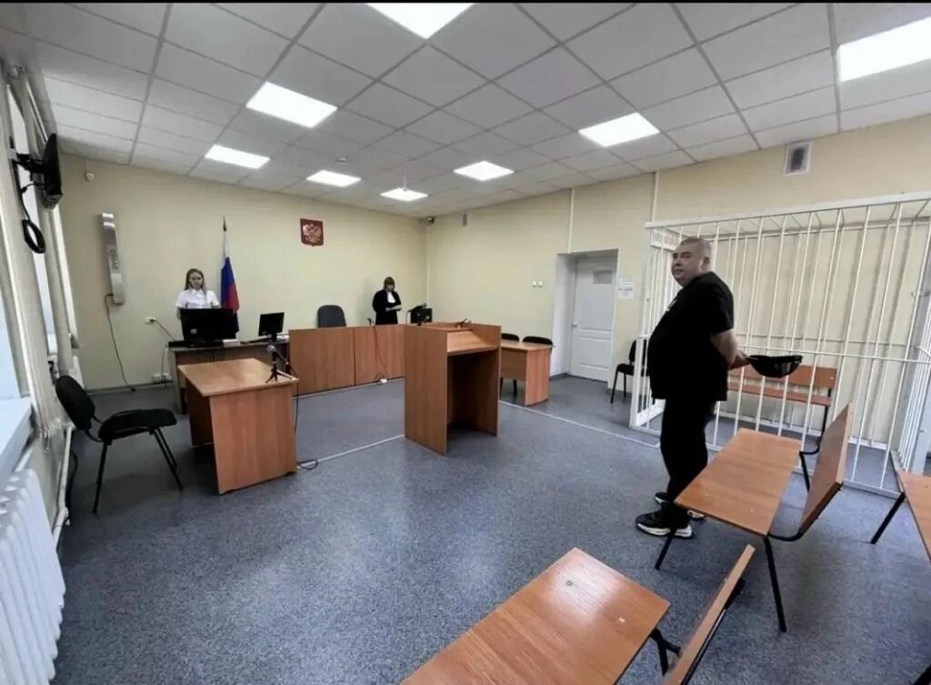 Житель Сузуна взят под стражу в зале суда